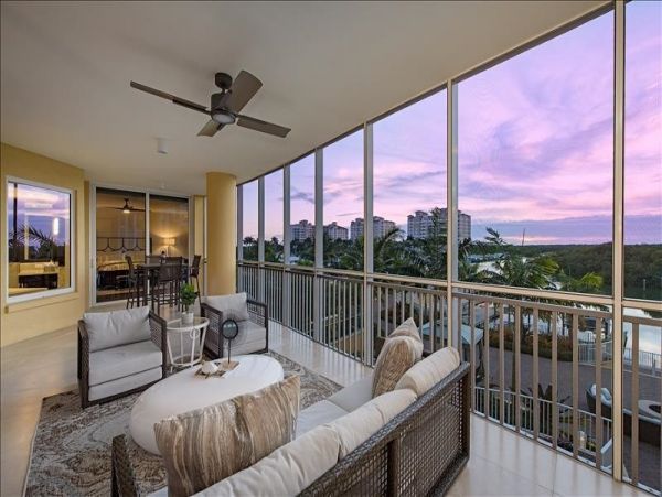 Posh Three-Bedroom Condominium in Naples Bay Views