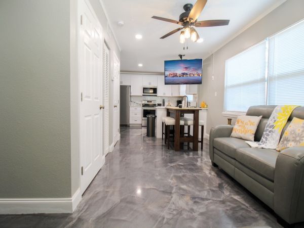 Charming 2 Bedroom Condo in Sarasota