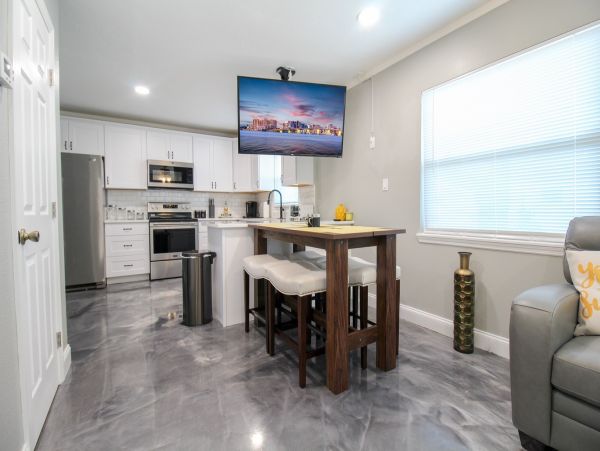 Charming 2 Bedroom Condo in Sarasota