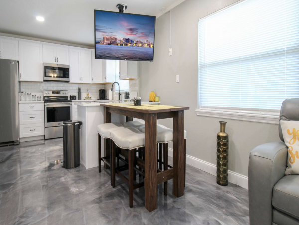 Charming 2 Bedroom Condo in Sarasota