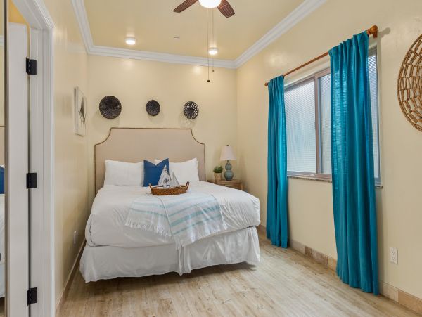 Oceanfront Luxury Condo Sleeps 14 Guests with Private Spa