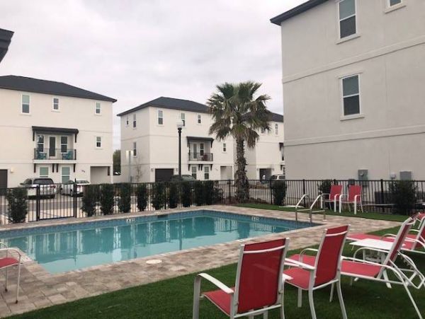 Short Walk to Beach Destin Vacation Home With Five Bedrooms