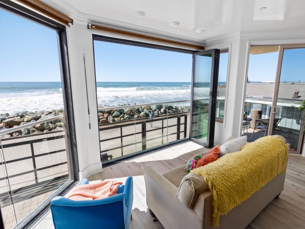 On Beach Oceanside Vacation Condo Five Bedroom