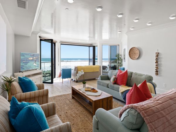 On Beach Oceanside Vacation Condo Five Bedroom
