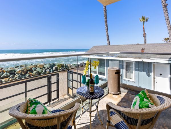 On Beach Oceanside Vacation Condo Five Bedroom
