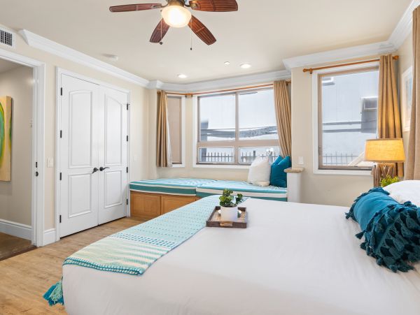 On Beach Oceanside Vacation Condo Five Bedroom