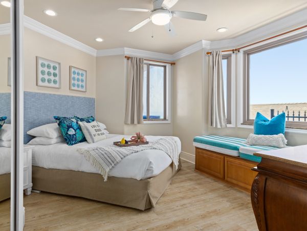 On Beach Oceanside Vacation Condo Five Bedroom