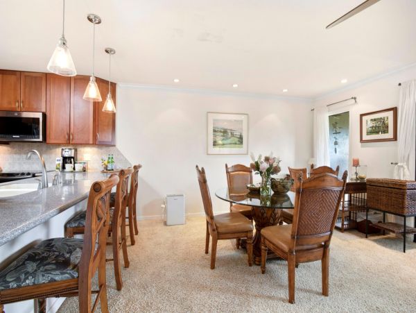 Fabulous 3 Bedroom Condo in Kaanapali with Communal Pool