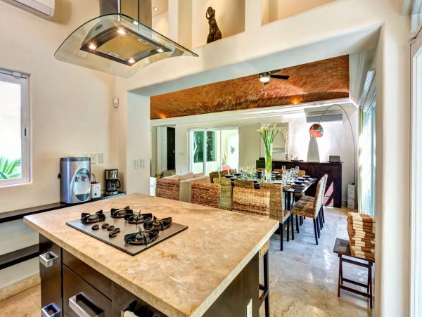 Playa Del Carmen Stunning 5 Bedroom Rental