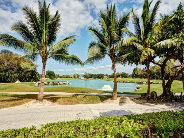 Playa Del Carmen Stunning 5 Bedroom Rental