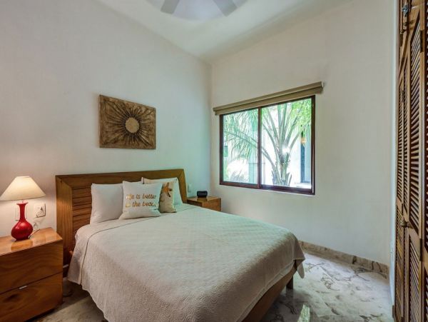 Playa Del Carmen Home 989130