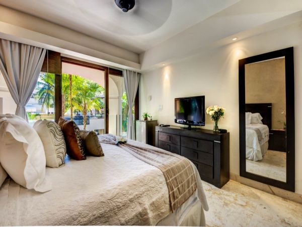 Luxury Playa del Carmen Vacation Pool Villa Seven Bedrooms