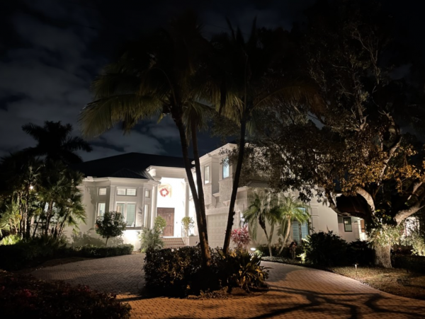 Naples Canal Front Vacation Home Four Bedrooms Pool & Spa
