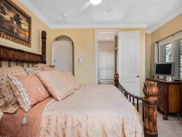 King Bedroom  3