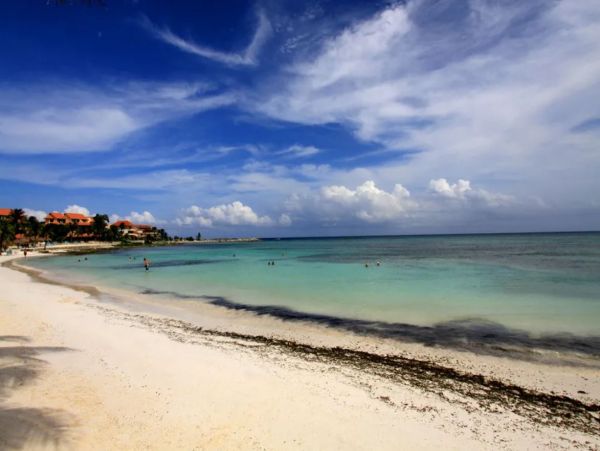 Oceanfront Luxury Vacation Villa in Puerto Aventuras Sleeps 8