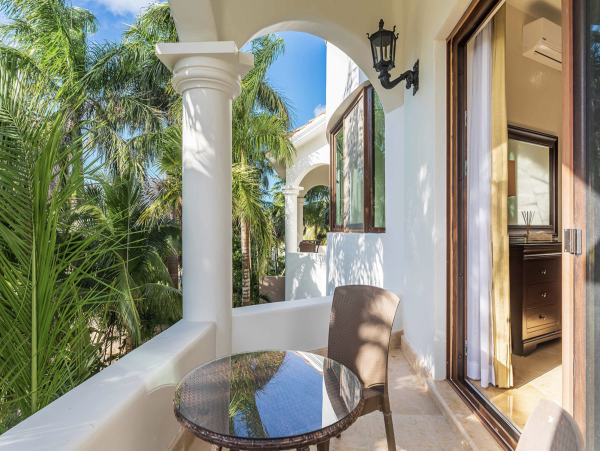 Luxury Beachfront Estate Riviera Maya Staff, Pool Beach