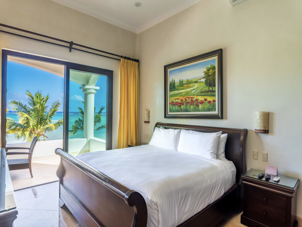 Luxury Beachfront Estate Riviera Maya Staff, Pool Beach