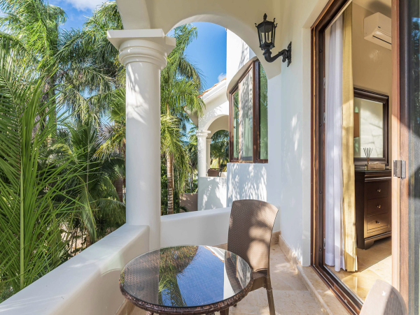 Luxury Beachfront Estate Riviera Maya Staff, Pool Beach