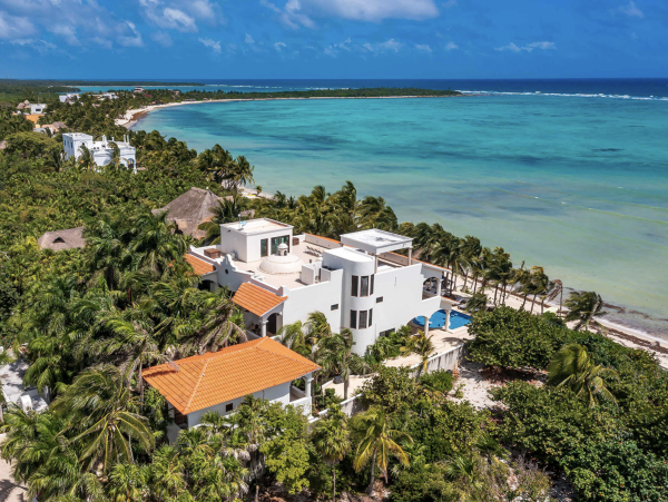 Luxury Beachfront Estate Riviera Maya Staff, Pool Beach
