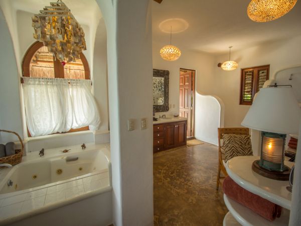Oceanfront Riviera Maya Vacation Pool Home Five Bedrooms