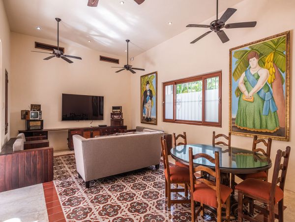Magnificent 10 Bedroom Beach Estate