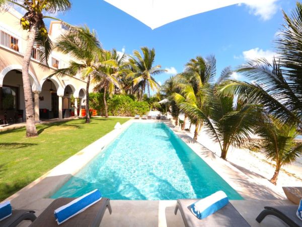 Magnificent 10 Bedroom Beach Estate