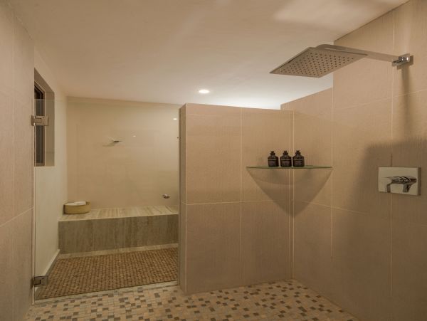 Tulum Beachfront Gem! Ideal for large groups!