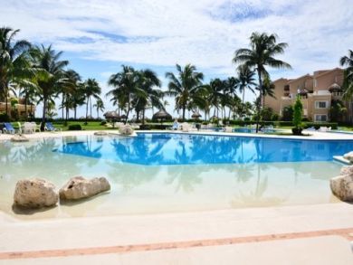 Playa Del Carmen Condo 989258