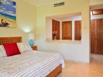 Playa Del Carmen Condo 989258