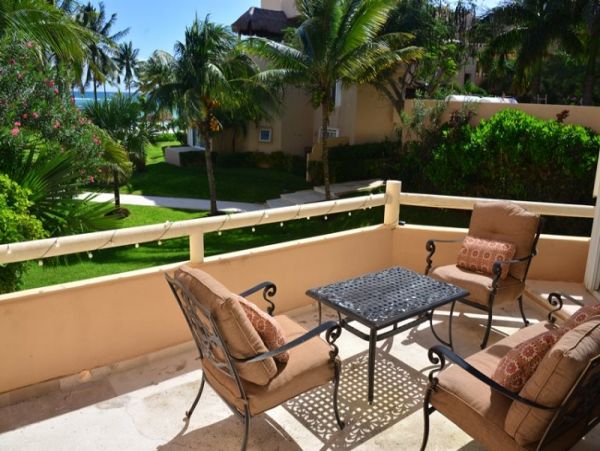 Playa Del Carmen Condo 989259