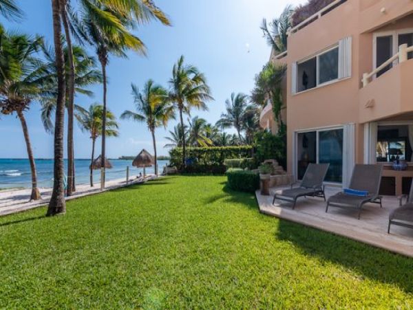 Playa Del Carmen Condo 989260
