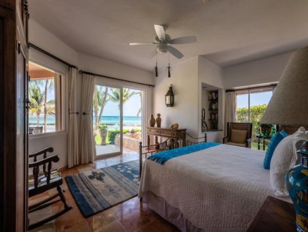 Playa Del Carmen Condo 989260