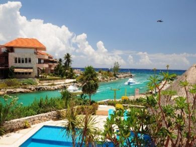 Playa Del Carmen Condo 989263