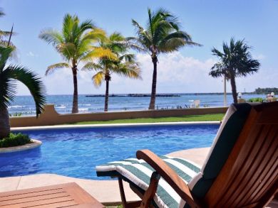 Playa Del Carmen Condo 989271