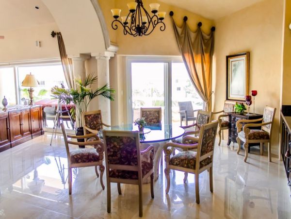 Playa Del Carmen Condo 989274