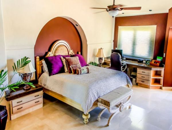 Playa Del Carmen Condo 989274