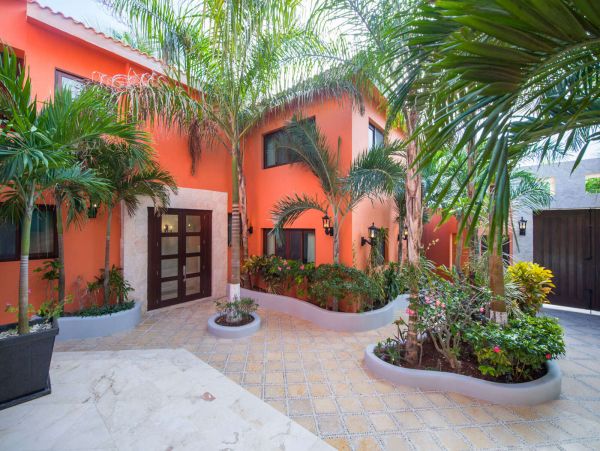Twelve Bedroom luxury Villa Tulum