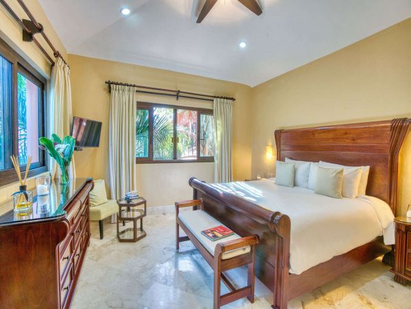 Twelve Bedroom luxury Villa Tulum