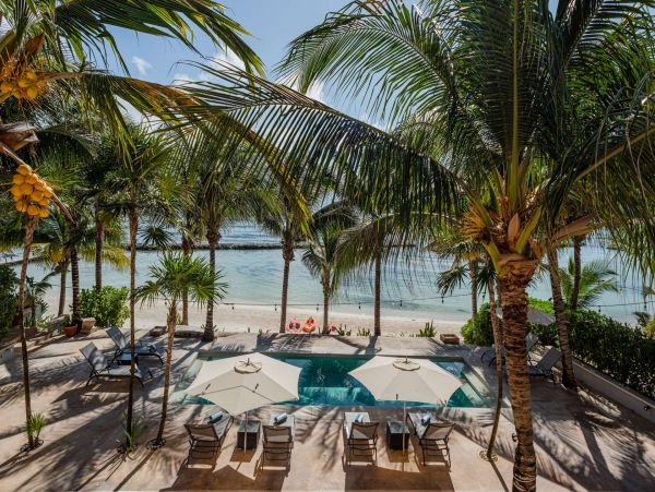 Cancun Home 989305