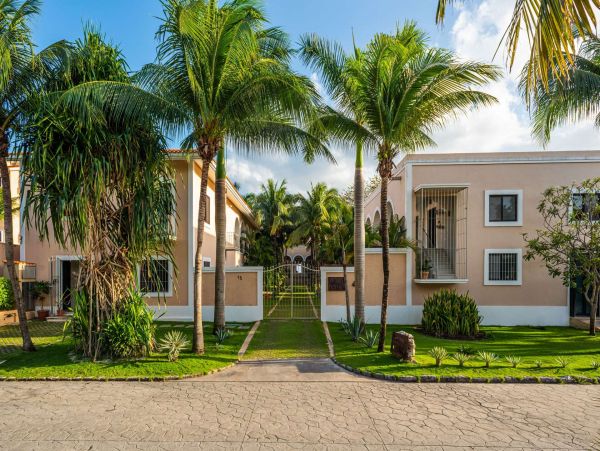 Cancun Home 989306