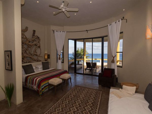 Cancun Home 989310