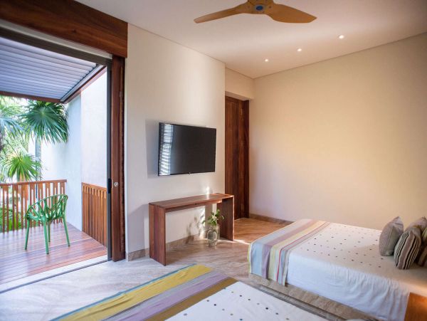 Cancun Home 989317
