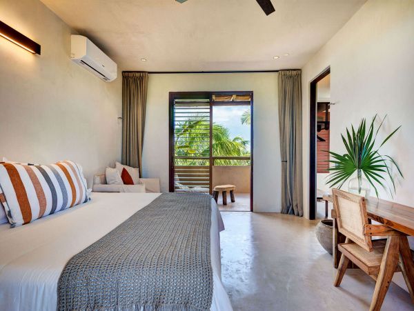 Cancun Home 989319
