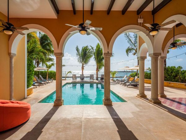 Cancun Home 989323