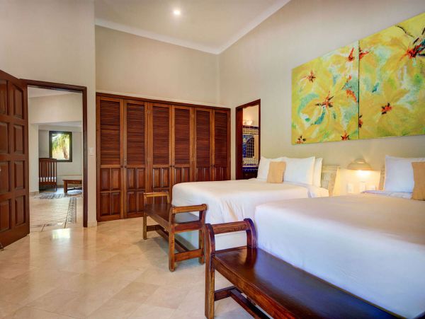 Cancun Home 989326