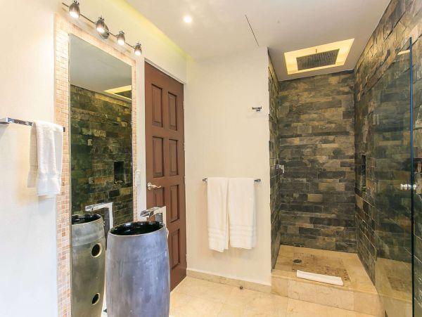 Cancun Home 989331