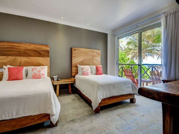Cancun Home 989332