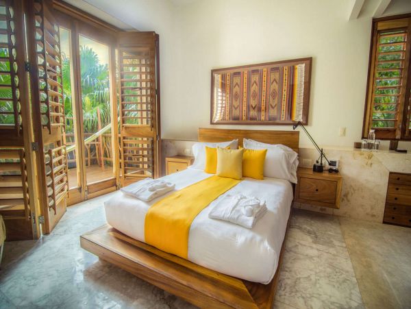Cancun Home 989335