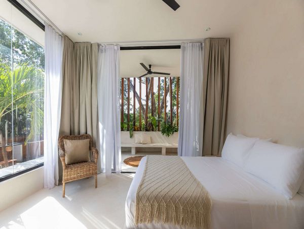 Cancun Home 989336