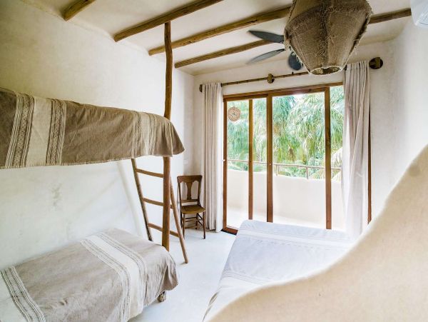 Cancun Home 989339
